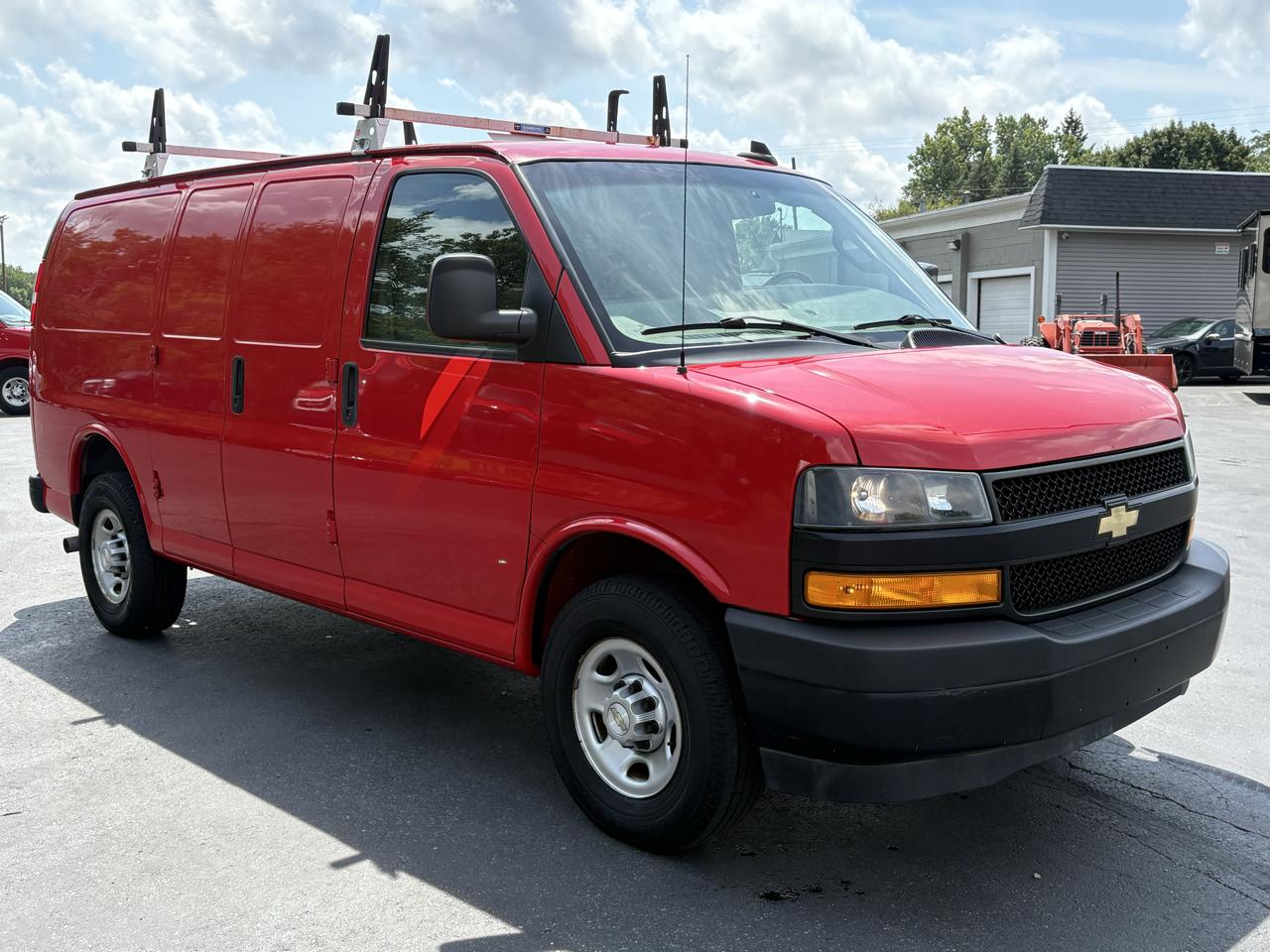 Chevrolet Express Cargo Van RWD 2500 135" 2021
