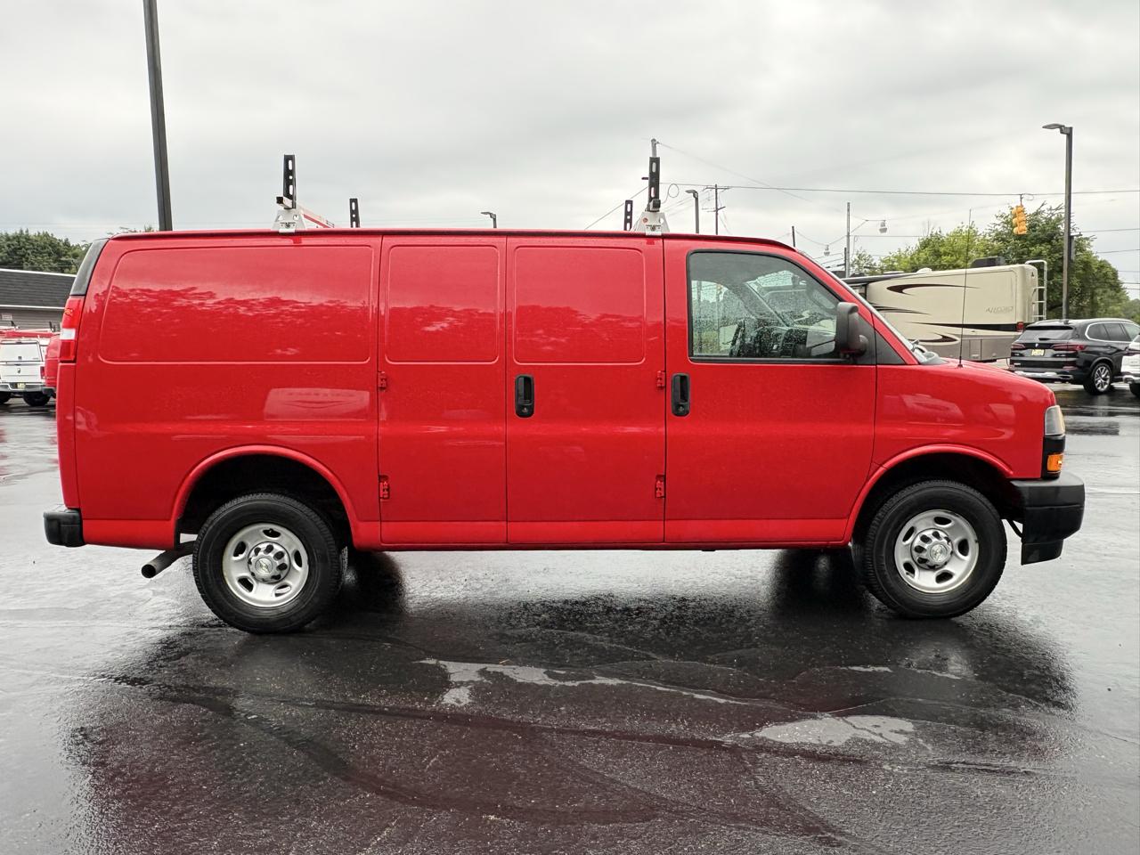 Chevrolet Express Cargo Van RWD 2500 135" 2021