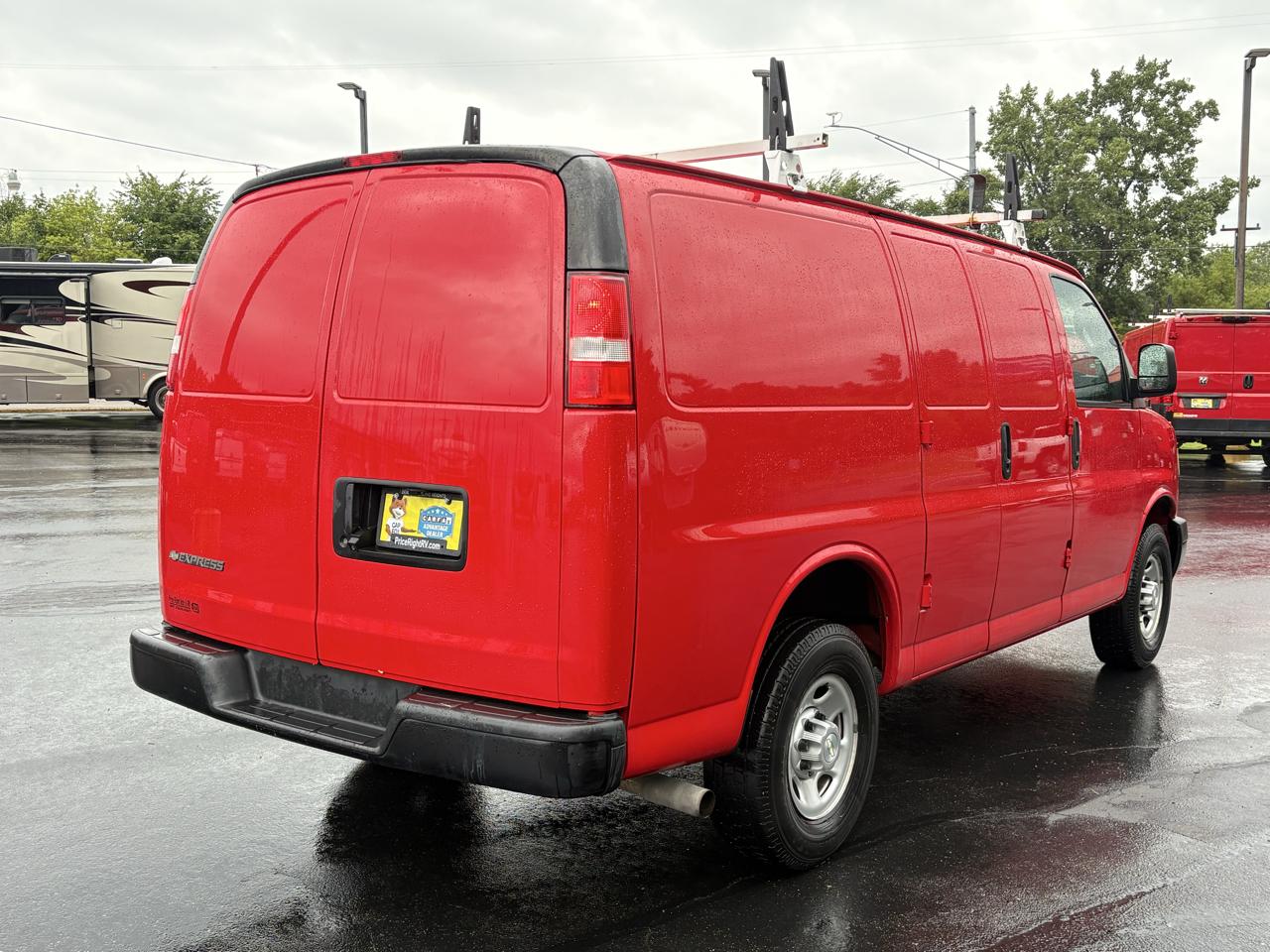 Chevrolet Express Cargo Van RWD 2500 135" 2021
