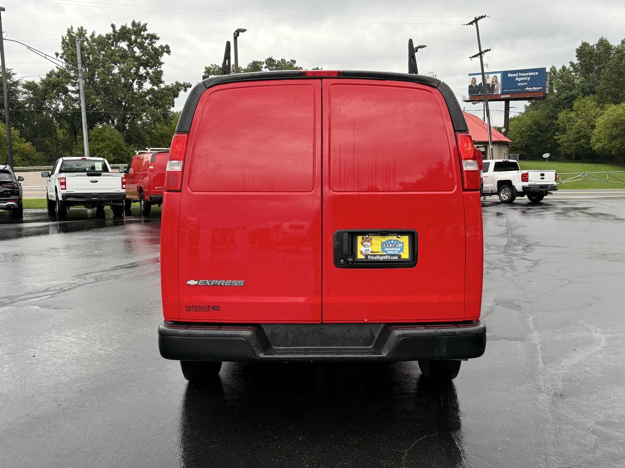 Chevrolet Express Cargo Van RWD 2500 135" 2021