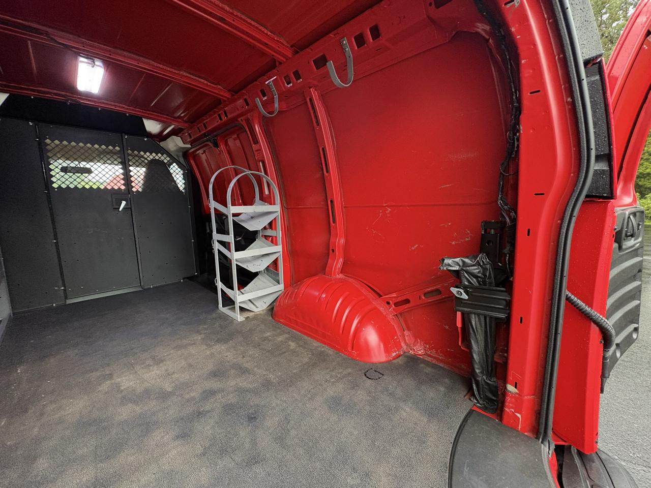 Chevrolet Express Cargo Van RWD 2500 135" 2021