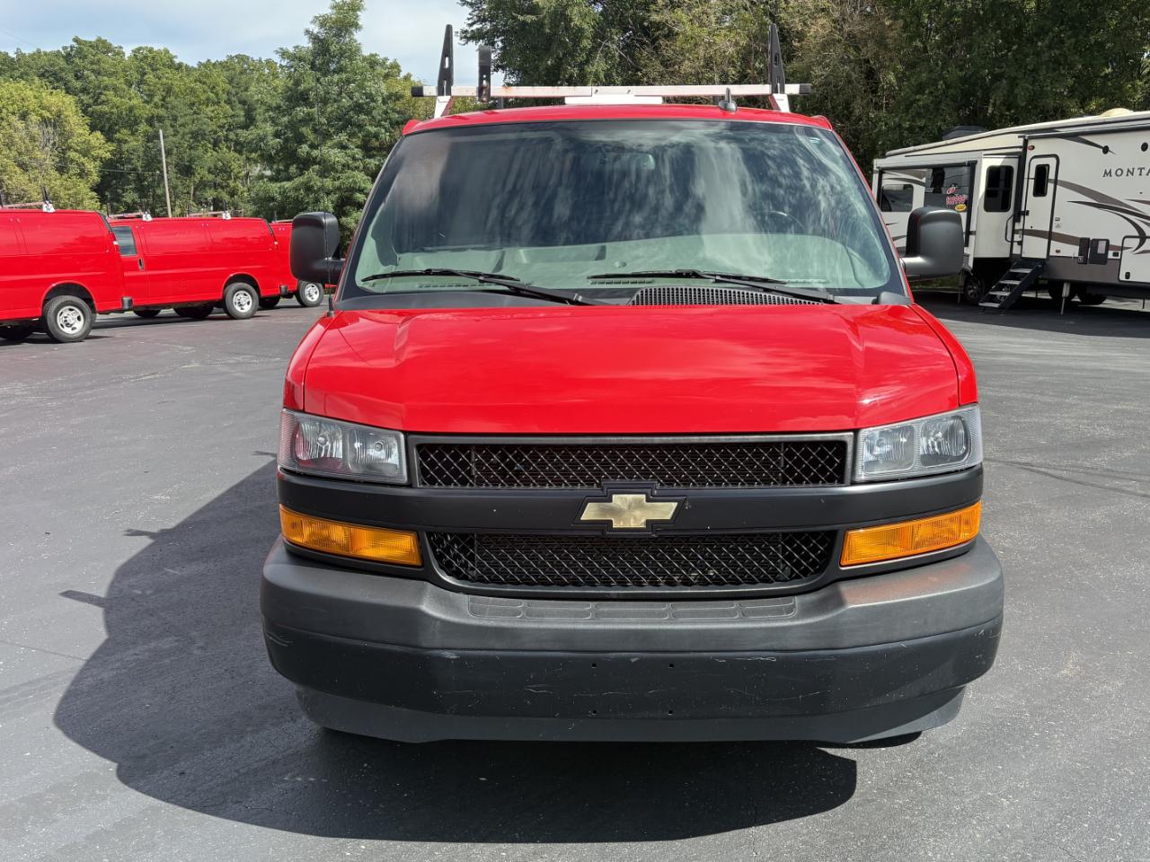 Chevrolet Express Cargo Van RWD 2500 135" 2021