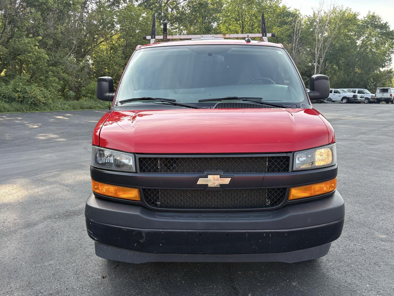 Chevrolet Express Cargo Van RWD 2500 135" 2021