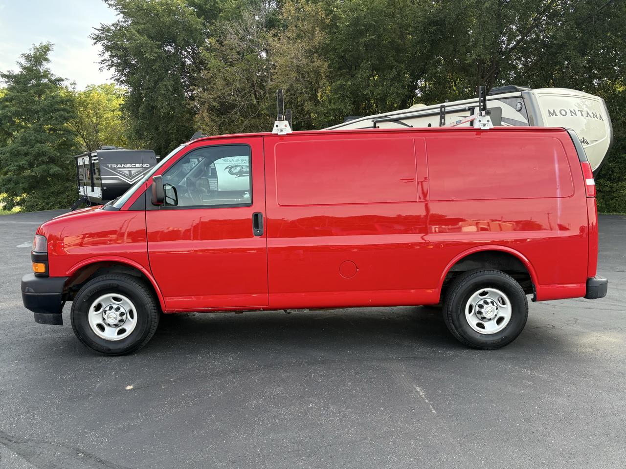 Chevrolet Express Cargo Van RWD 2500 135" 2021