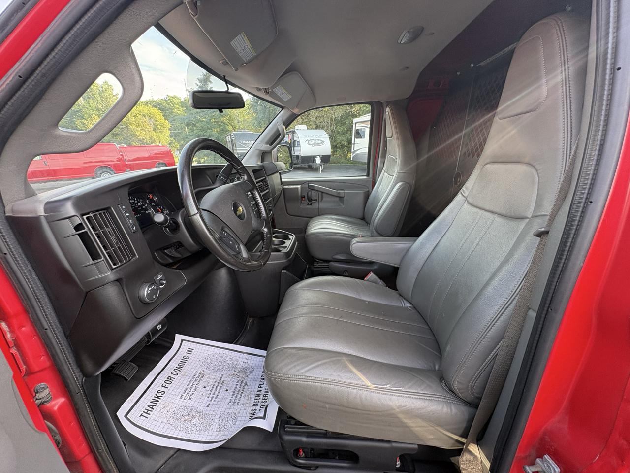 Chevrolet Express Cargo Van RWD 2500 135" 2021