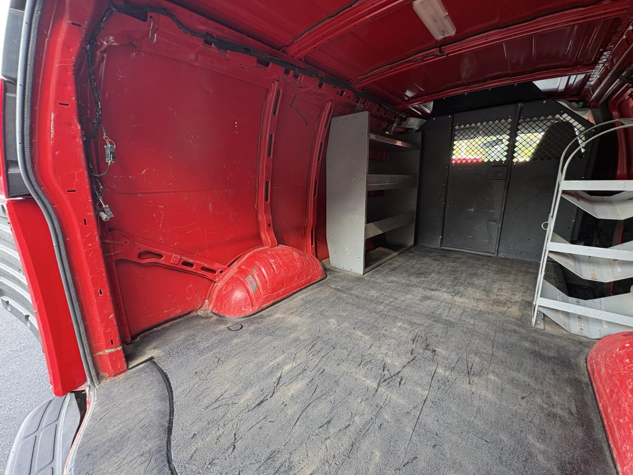 Chevrolet Express Cargo Van RWD 2500 135" 2021