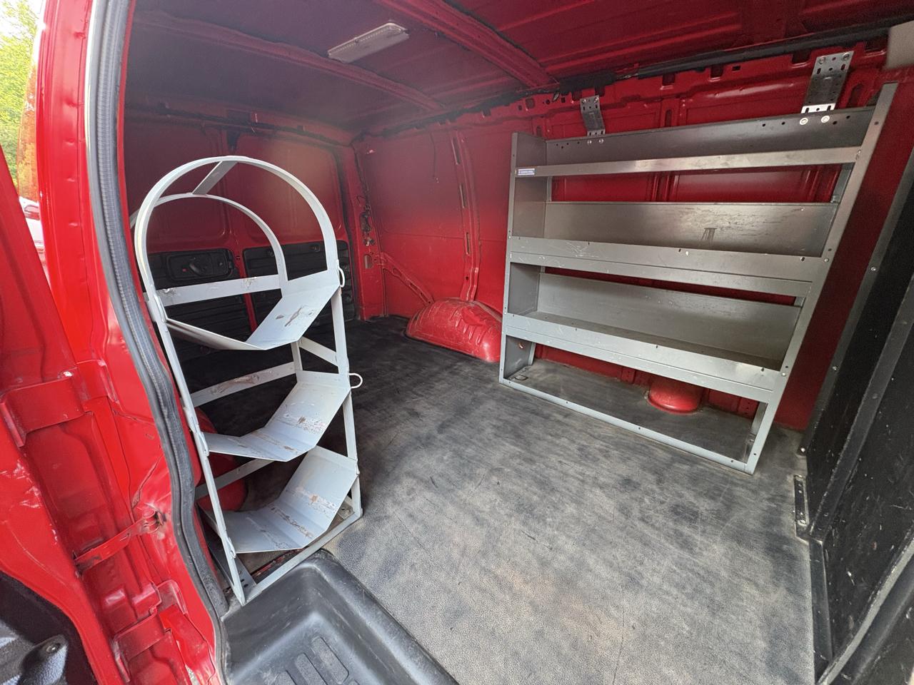 Chevrolet Express Cargo Van RWD 2500 135" 2021
