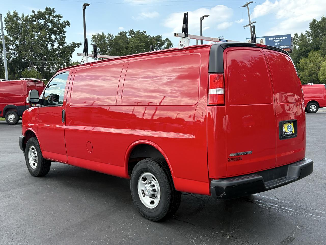 Chevrolet Express Cargo Van RWD 2500 135" 2021