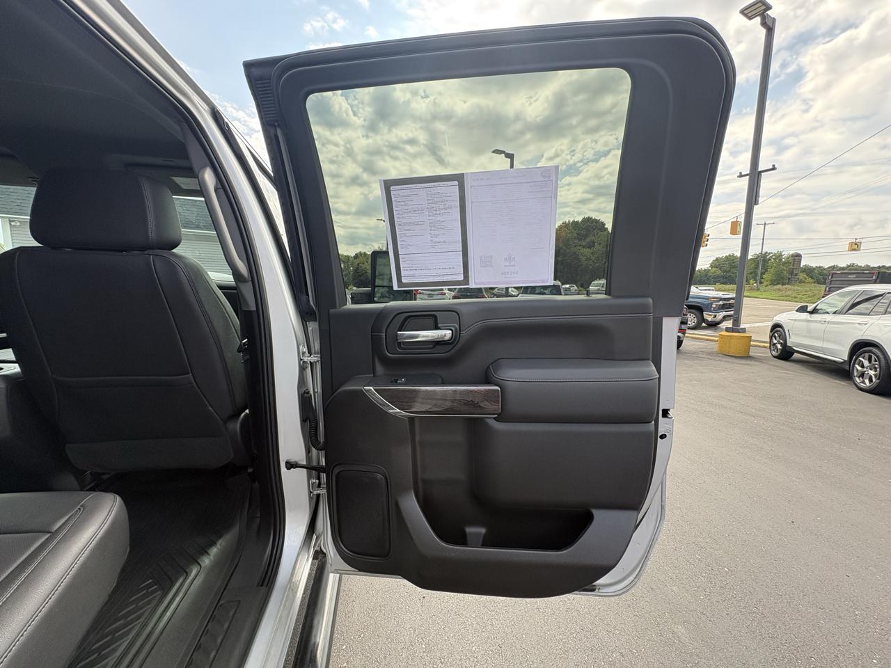 Chevrolet Silverado 2500HD 4WD Crew Cab 159" LTZ 2023