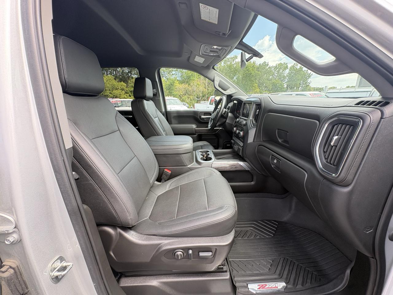 Chevrolet Silverado 2500HD 4WD Crew Cab 159" LTZ 2023