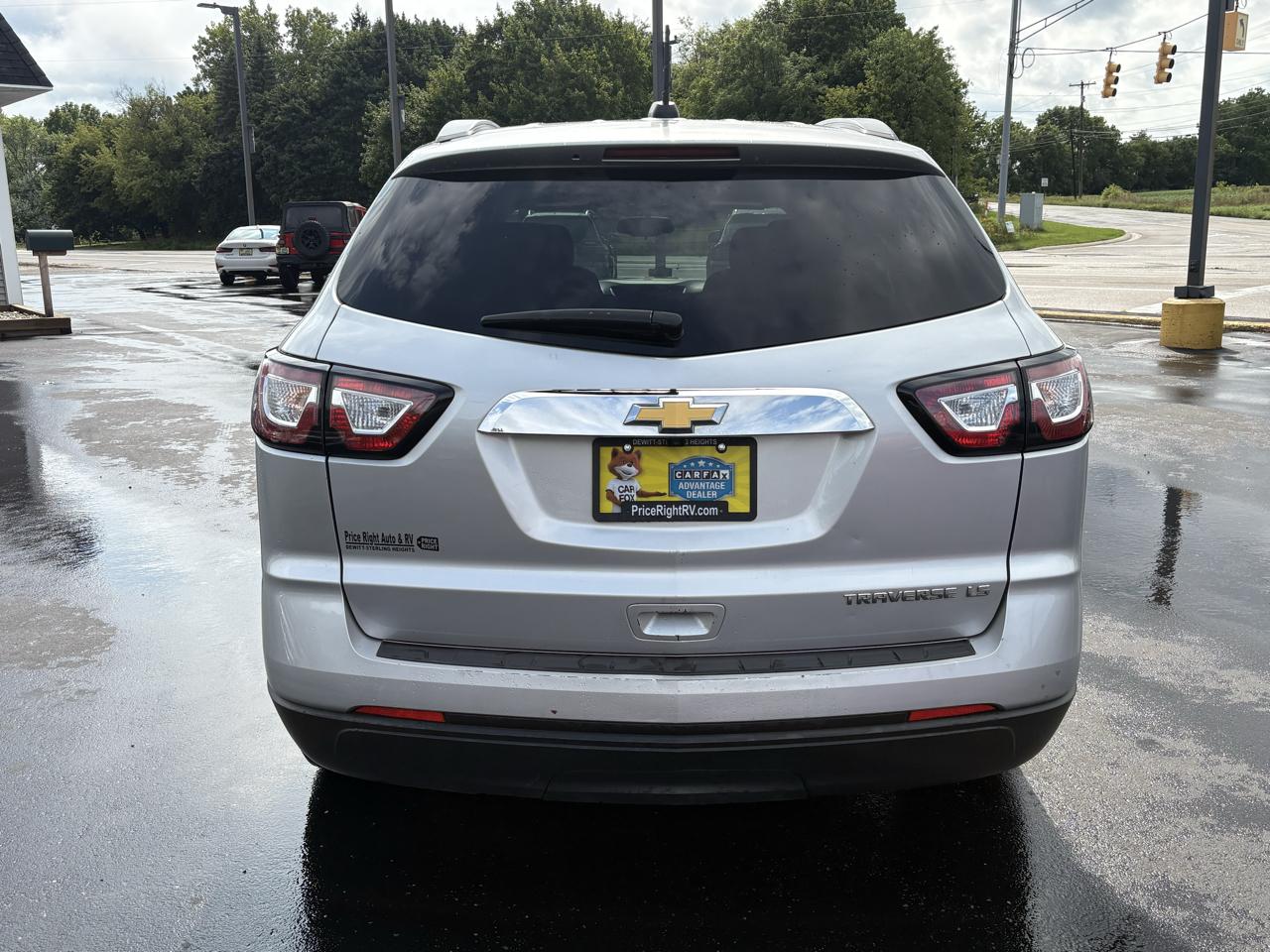 Chevrolet Traverse FWD 4dr LS 2016