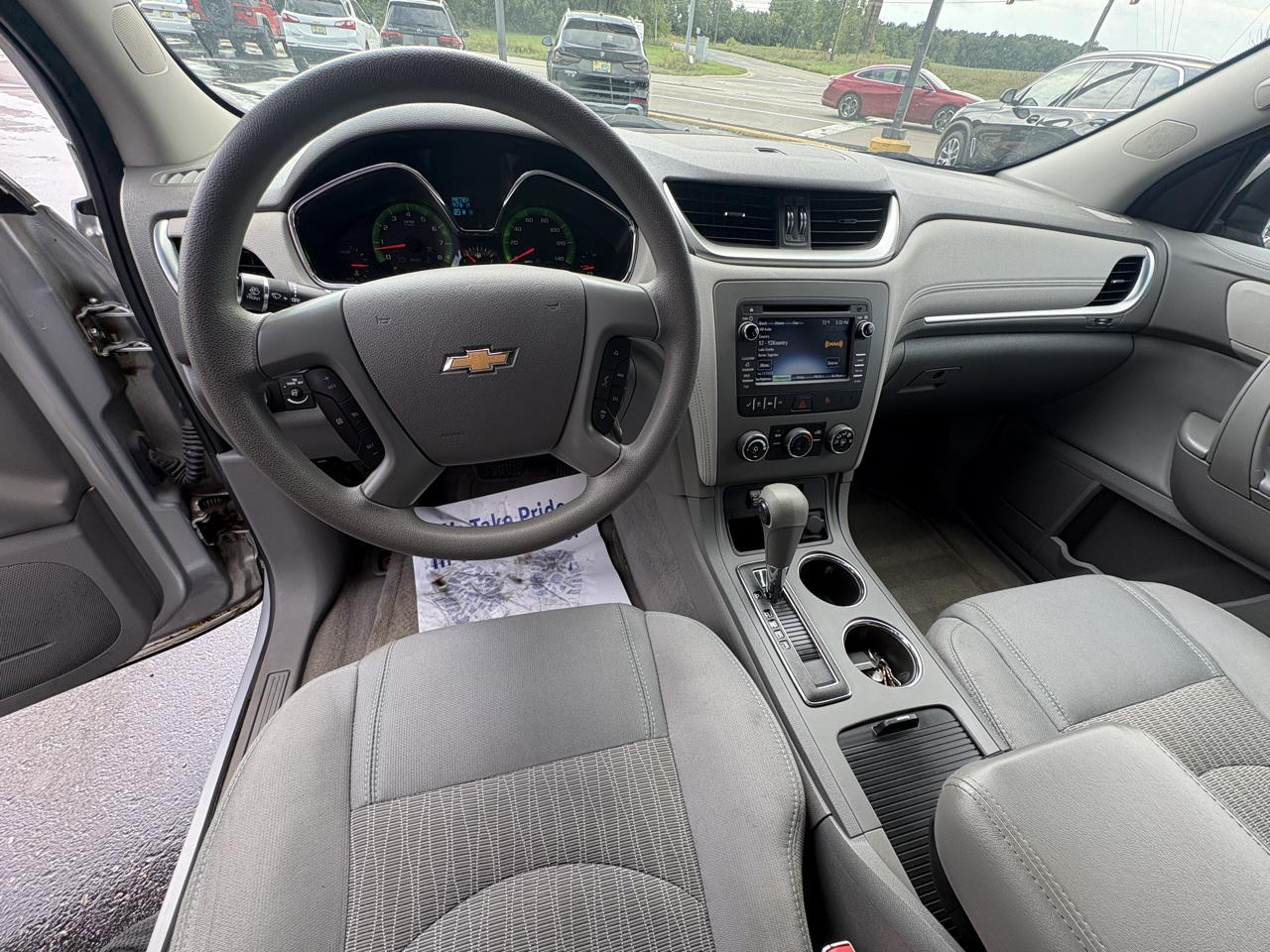 Chevrolet Traverse FWD 4dr LS 2016