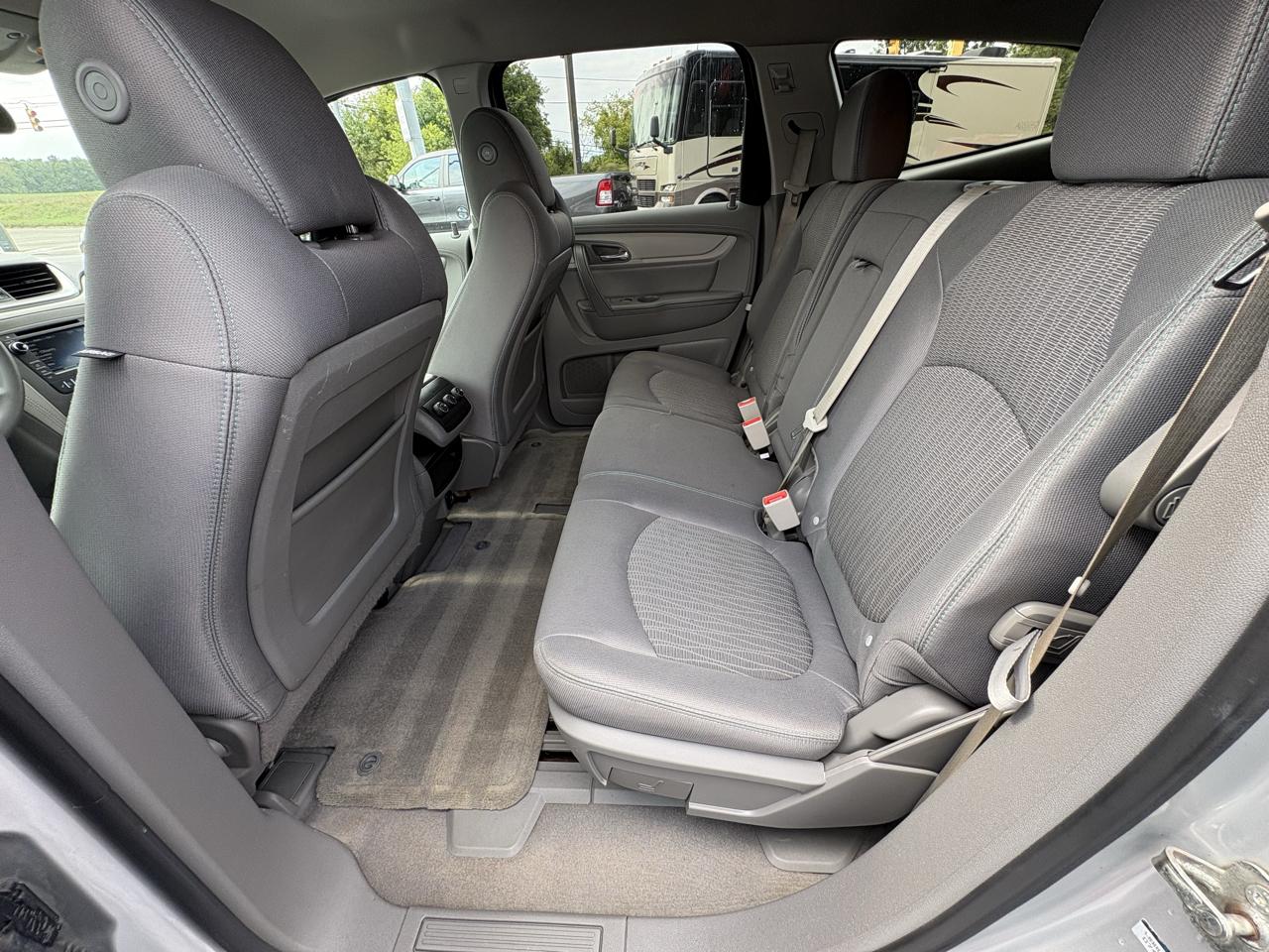 Chevrolet Traverse FWD 4dr LS 2016