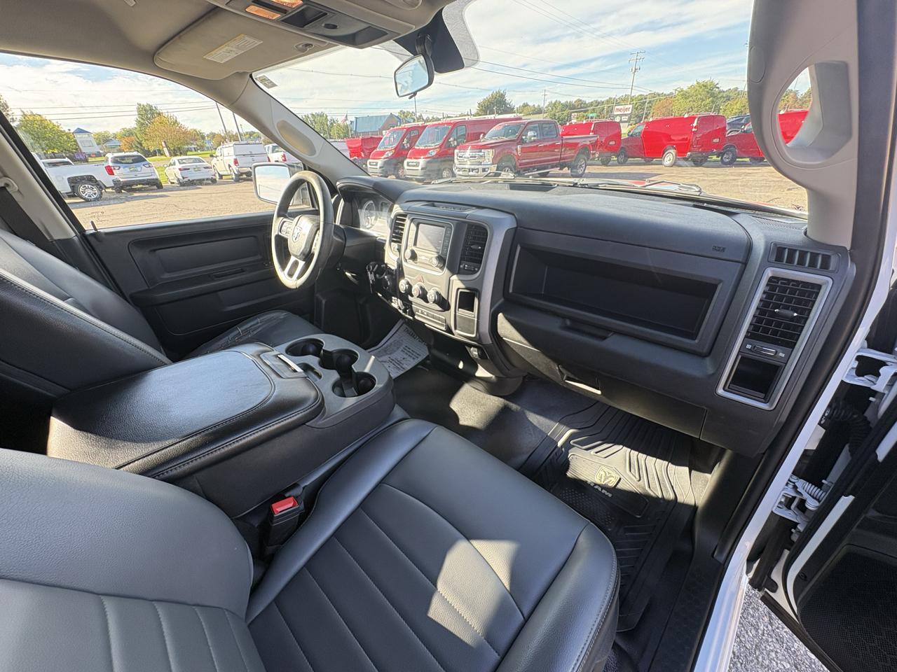 RAM 1500 Classic Tradesman 4x4 Quad Cab 6'4" Box 2021