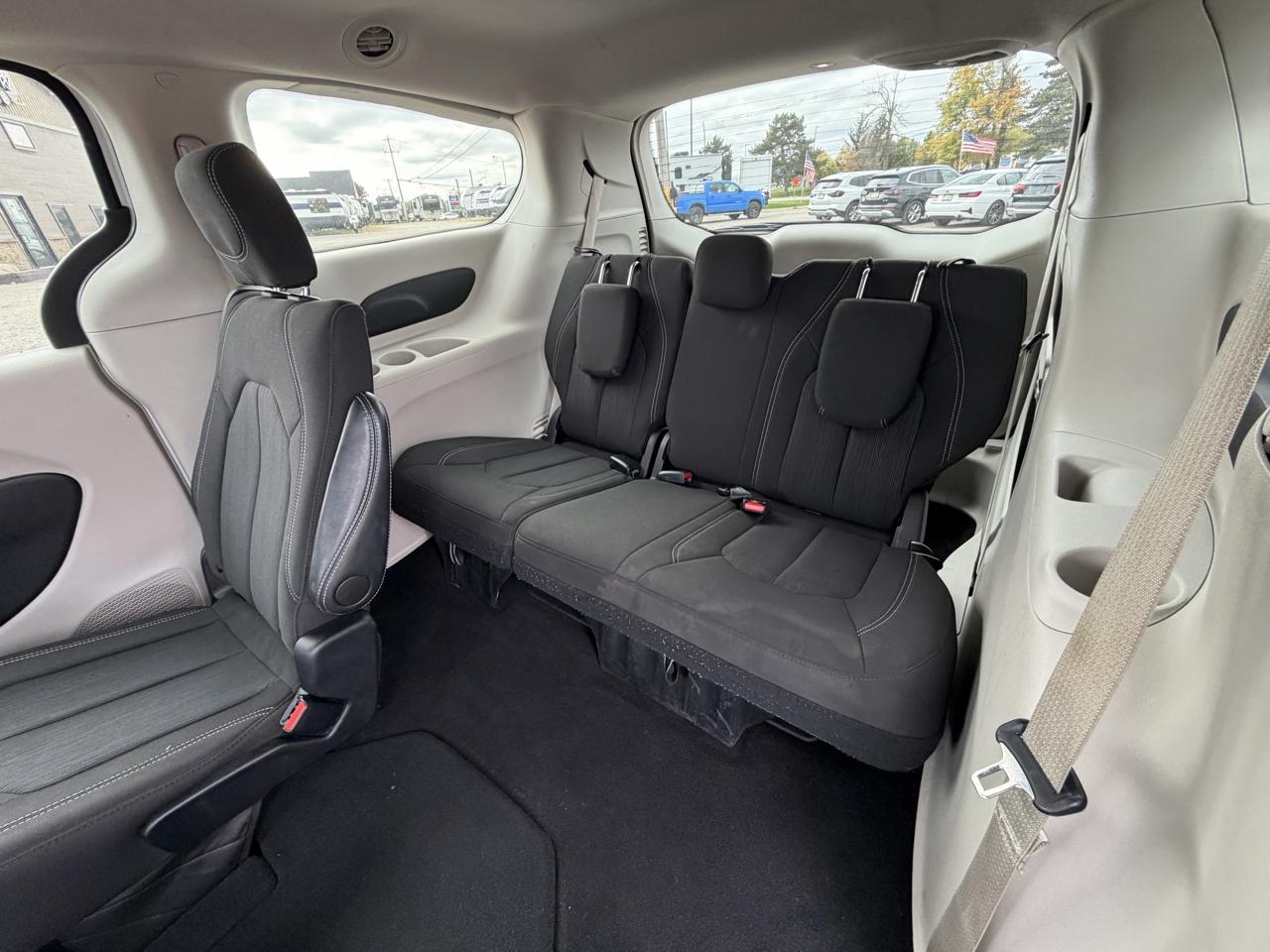 Chrysler Voyager LX FWD 2024