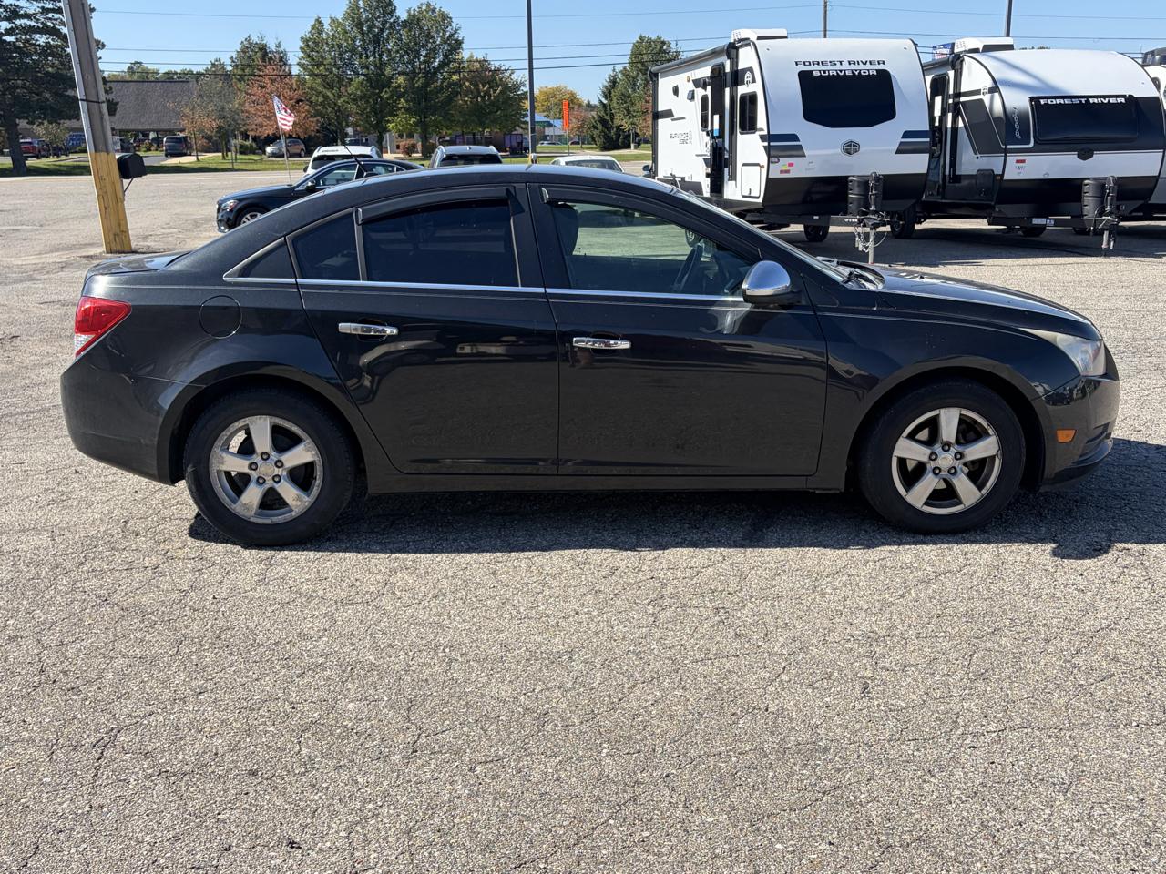 Chevrolet Cruze 4dr Sdn LT w/1FL 2012
