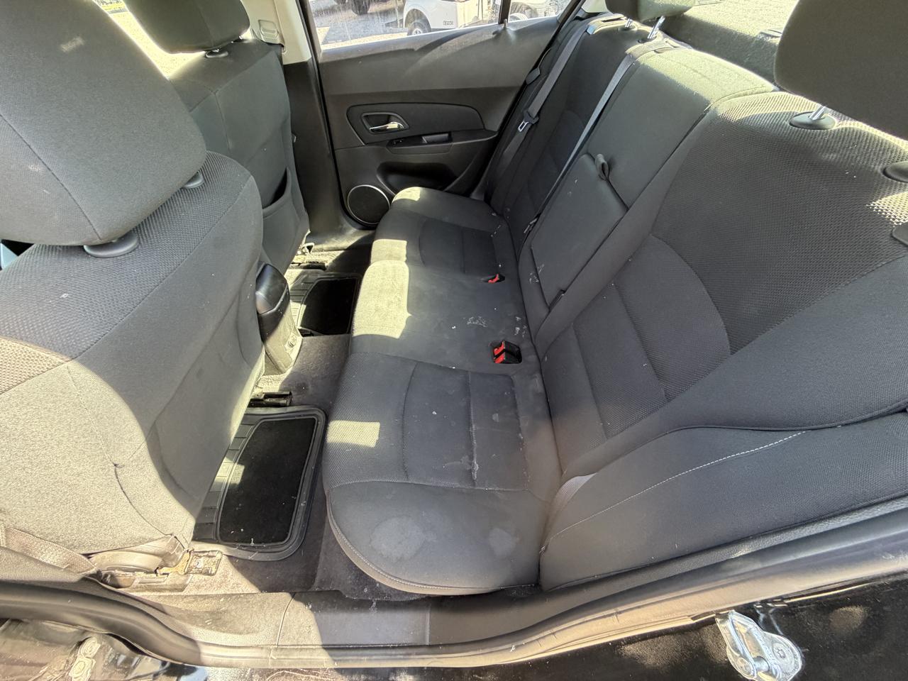 Chevrolet Cruze 4dr Sdn LT w/1FL 2012