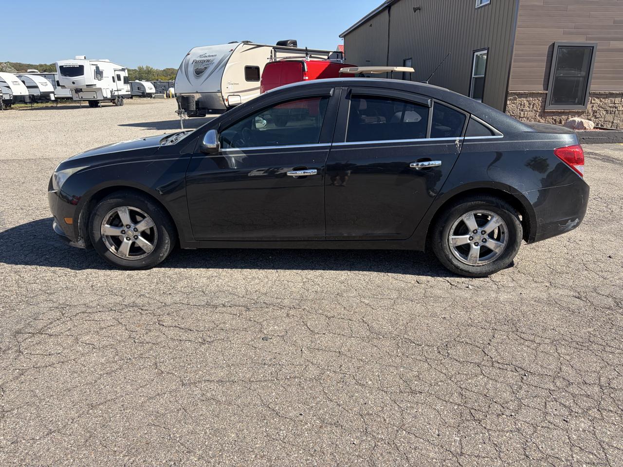 Chevrolet Cruze 4dr Sdn LT w/1FL 2012