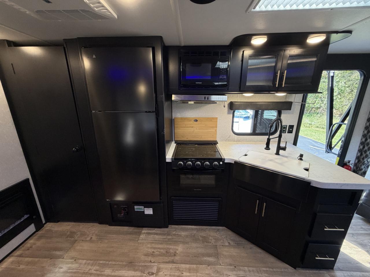 Cherokee Trailer Grey Wolf  2021