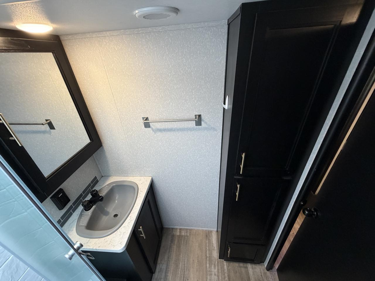 Cherokee Trailer Grey Wolf  2021
