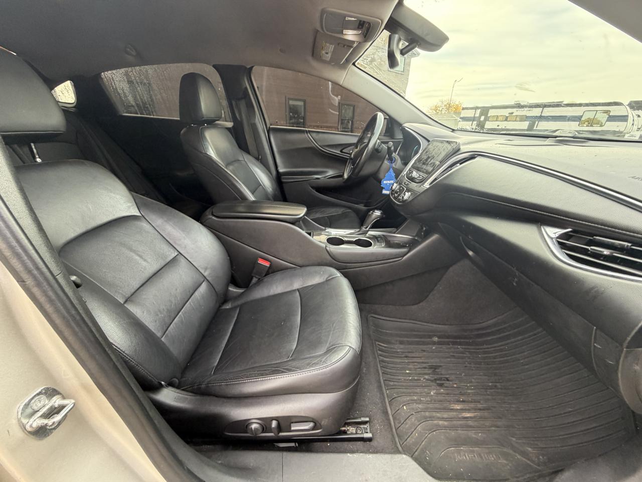 Chevrolet Malibu 4dr Sdn LT w/1LT 2016