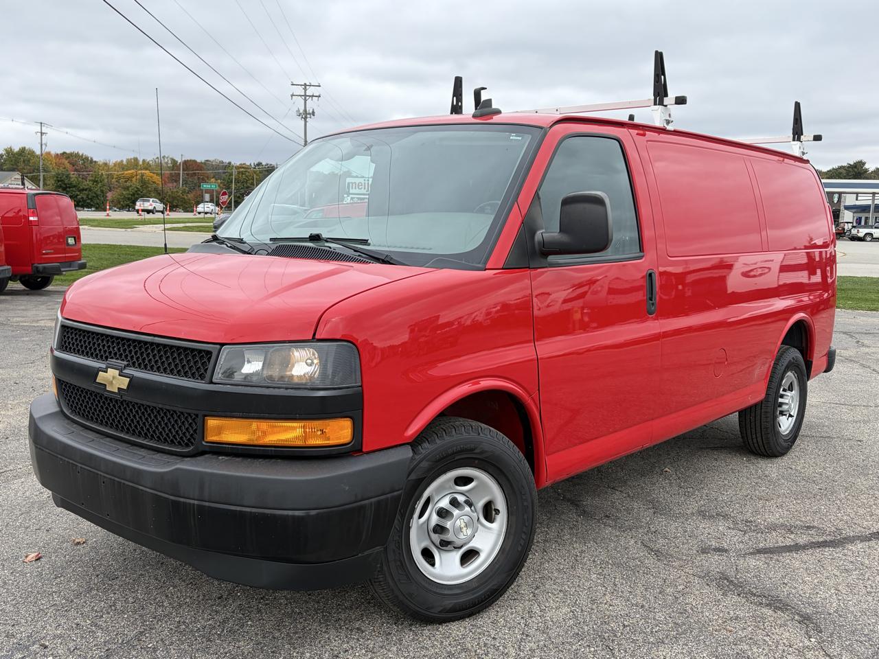 Chevrolet Express Cargo Van RWD 2500 135" 2021