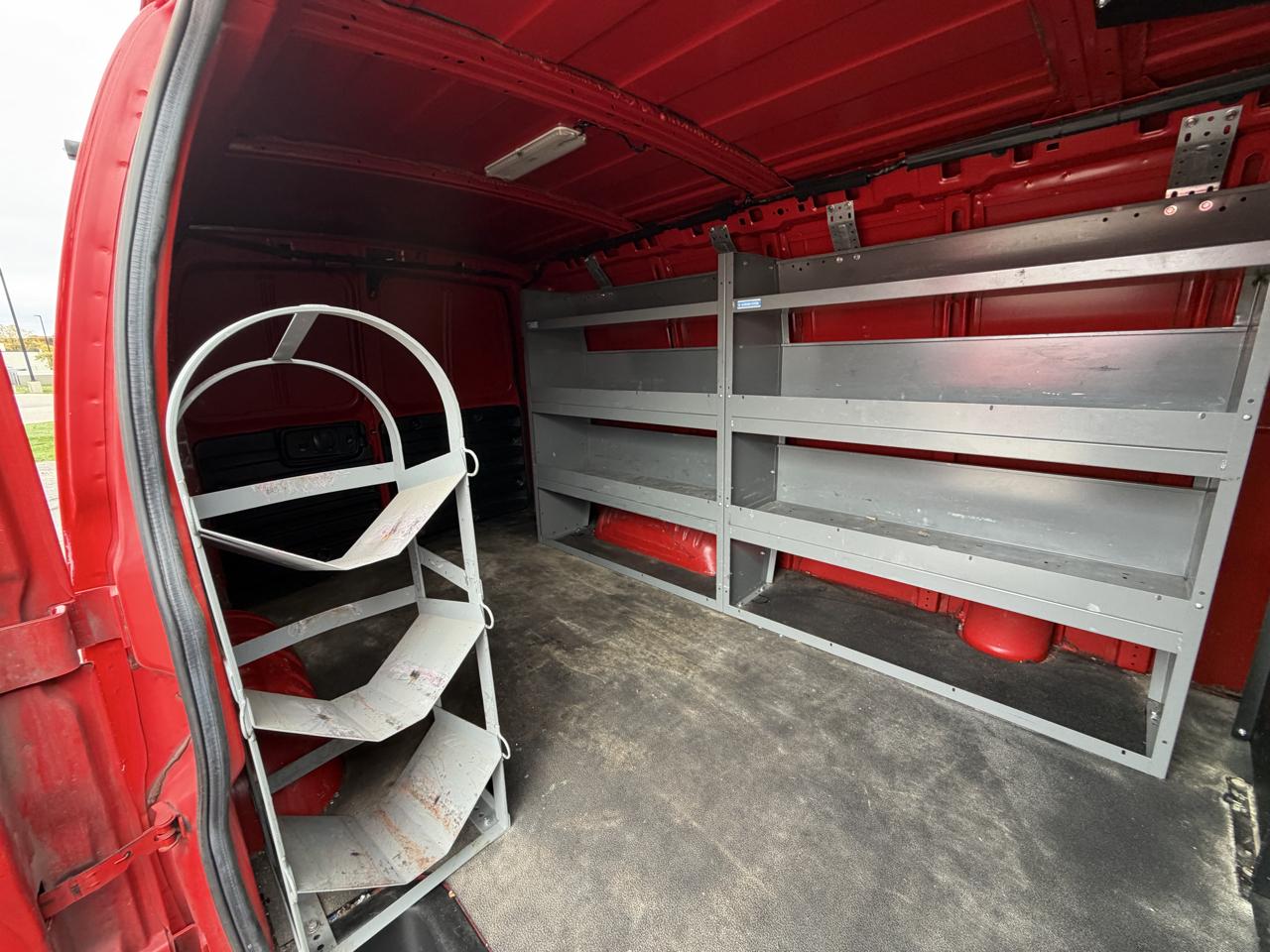 Chevrolet Express Cargo Van RWD 2500 135" 2021