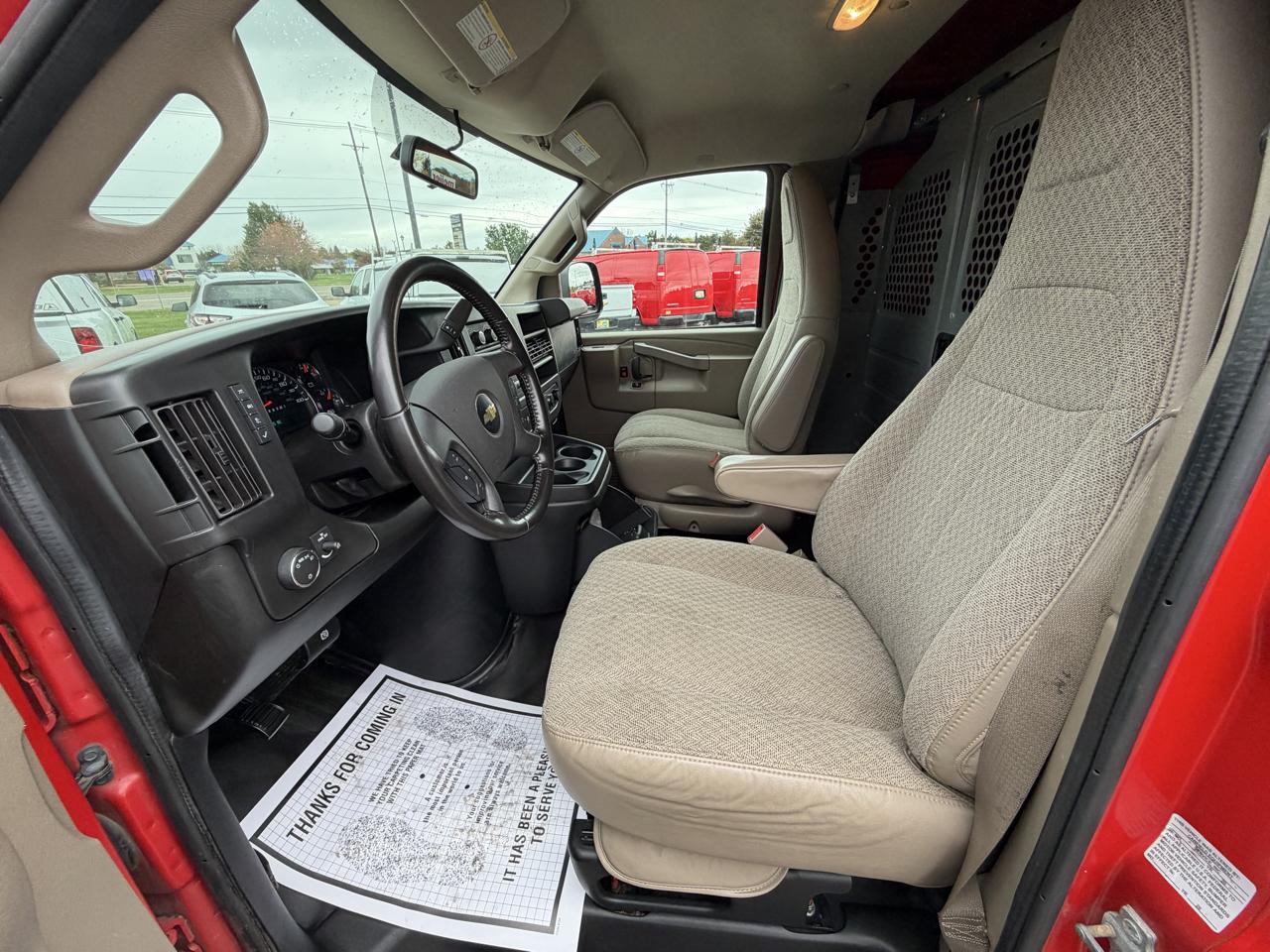 Chevrolet Express Cargo Van RWD 2500 135" 2020
