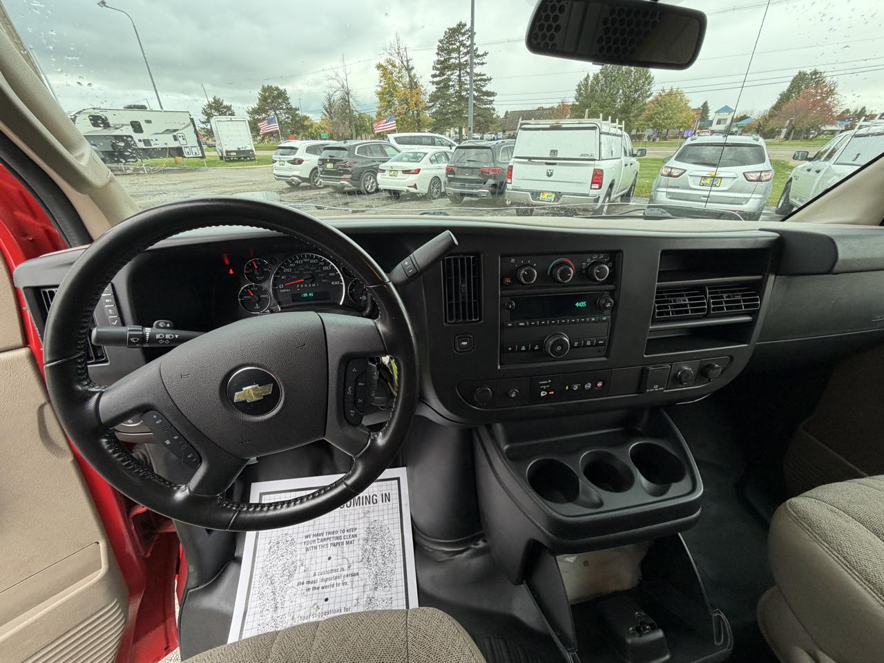 Chevrolet Express Cargo Van RWD 2500 135" 2020