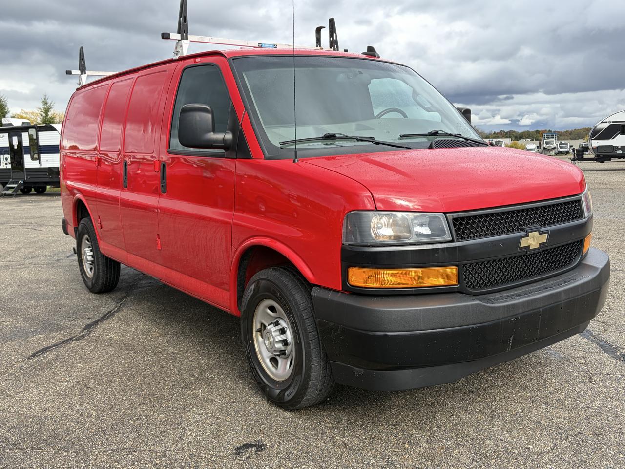 Chevrolet Express Cargo Van RWD 2500 135" 2021