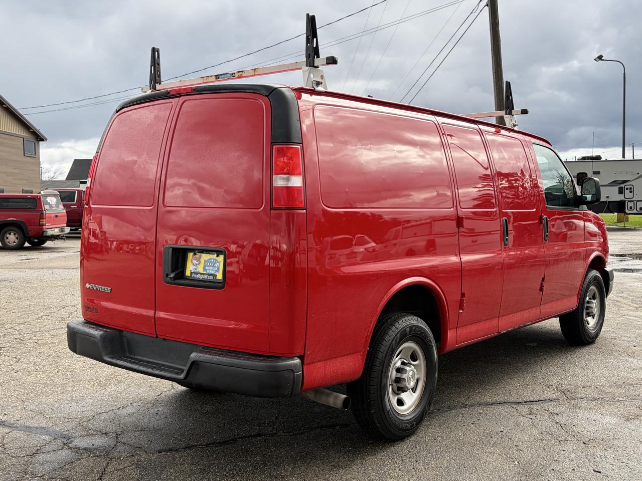 Chevrolet Express Cargo Van RWD 2500 135" 2021