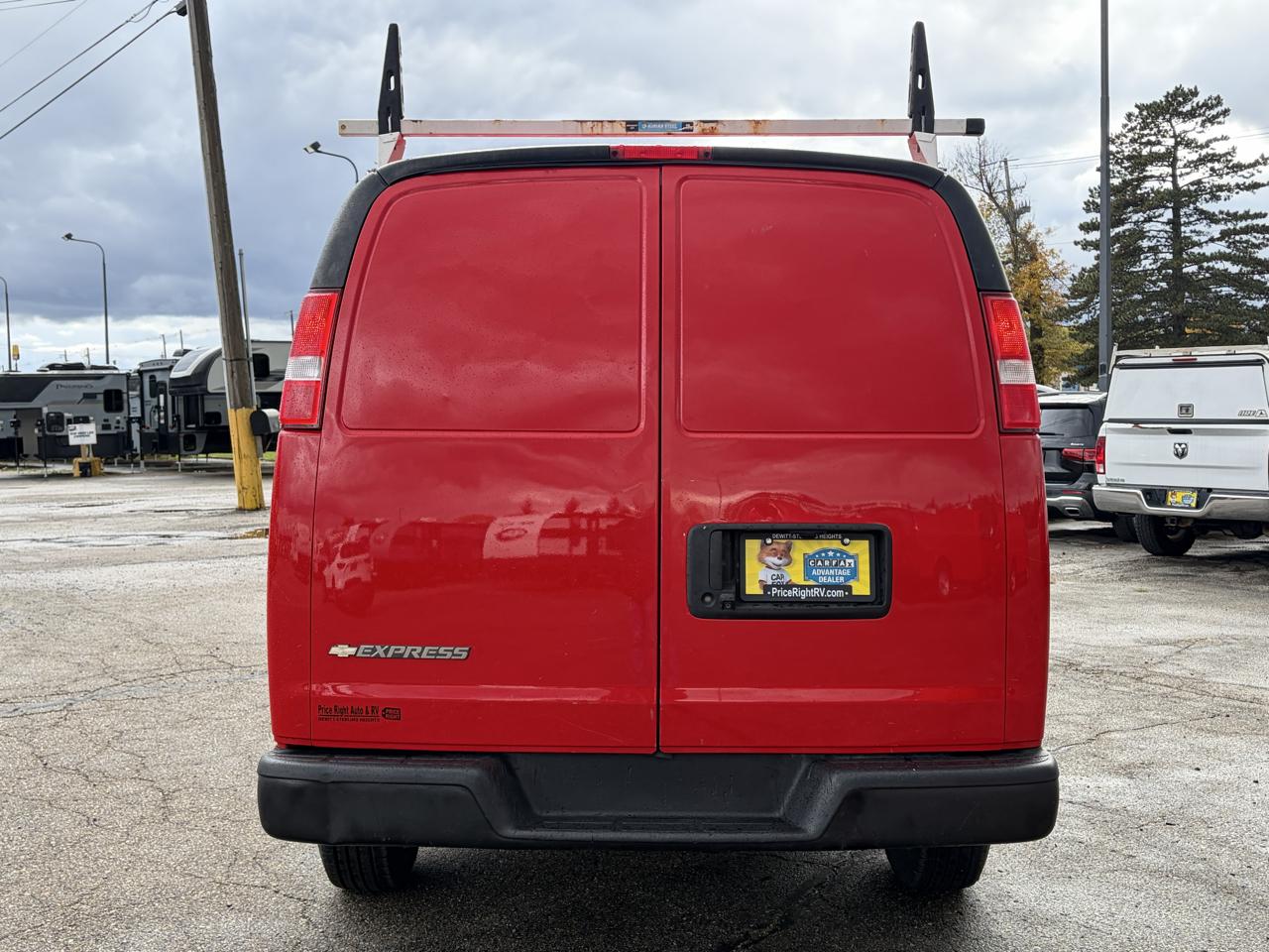 Chevrolet Express Cargo Van RWD 2500 135" 2021