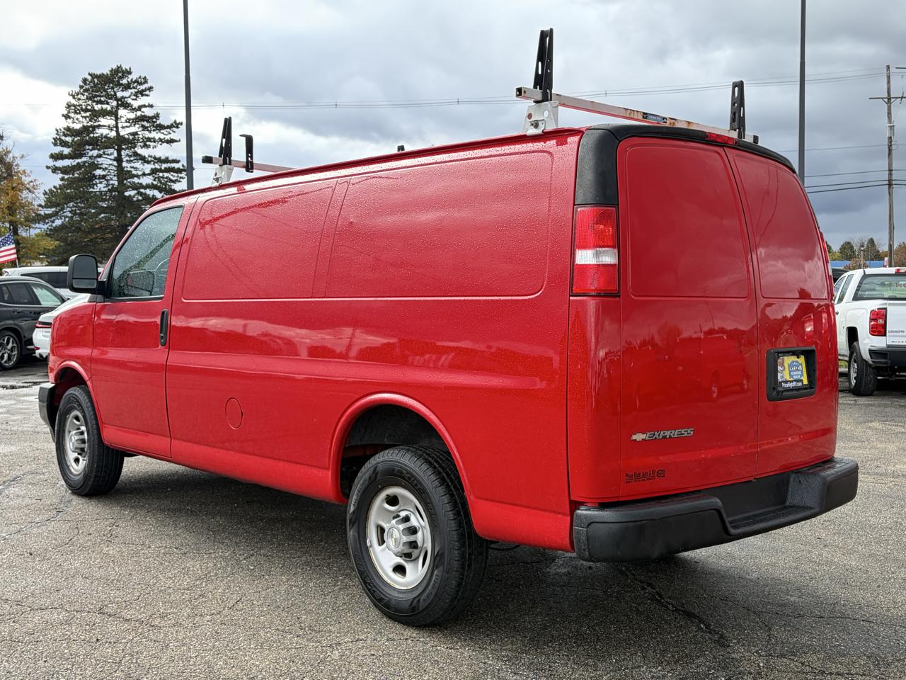Chevrolet Express Cargo Van RWD 2500 135" 2021