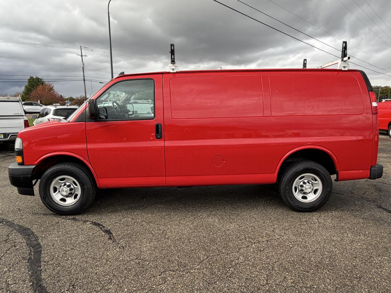 Chevrolet Express Cargo Van RWD 2500 135" 2021