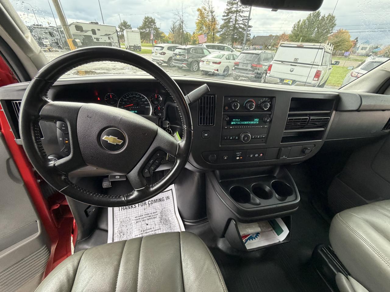 Chevrolet Express Cargo Van RWD 2500 135" 2021