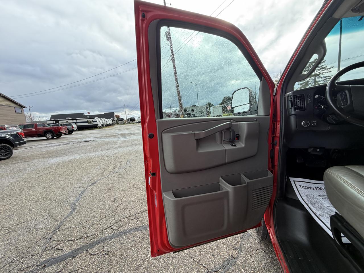 Chevrolet Express Cargo Van RWD 2500 135" 2021