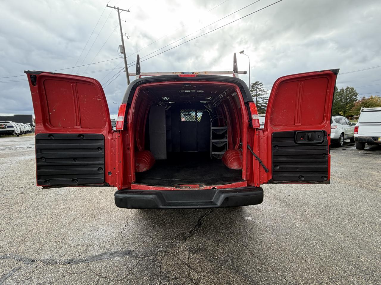 Chevrolet Express Cargo Van RWD 2500 135" 2021