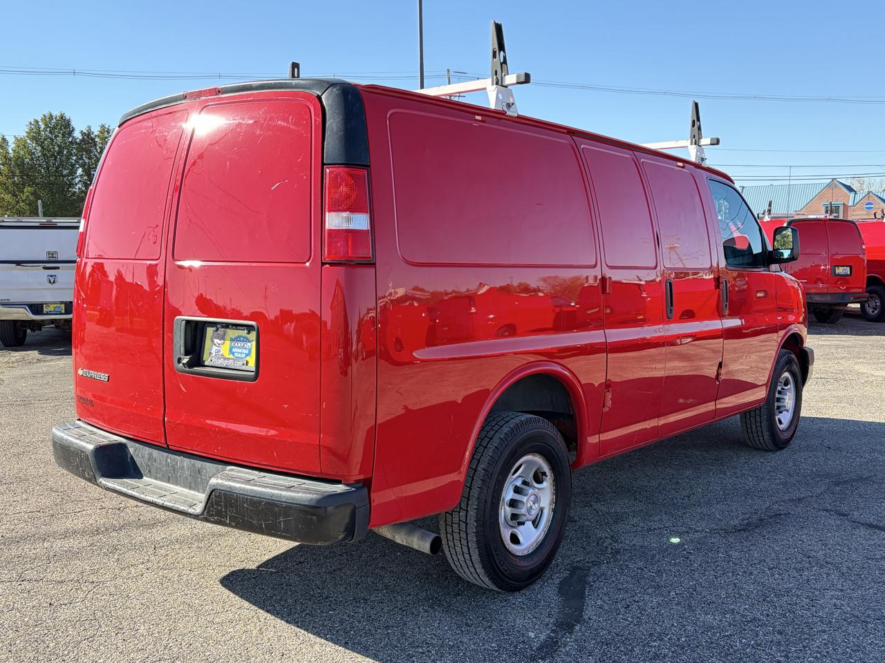 Chevrolet Express Cargo Van RWD 2500 135" 2021