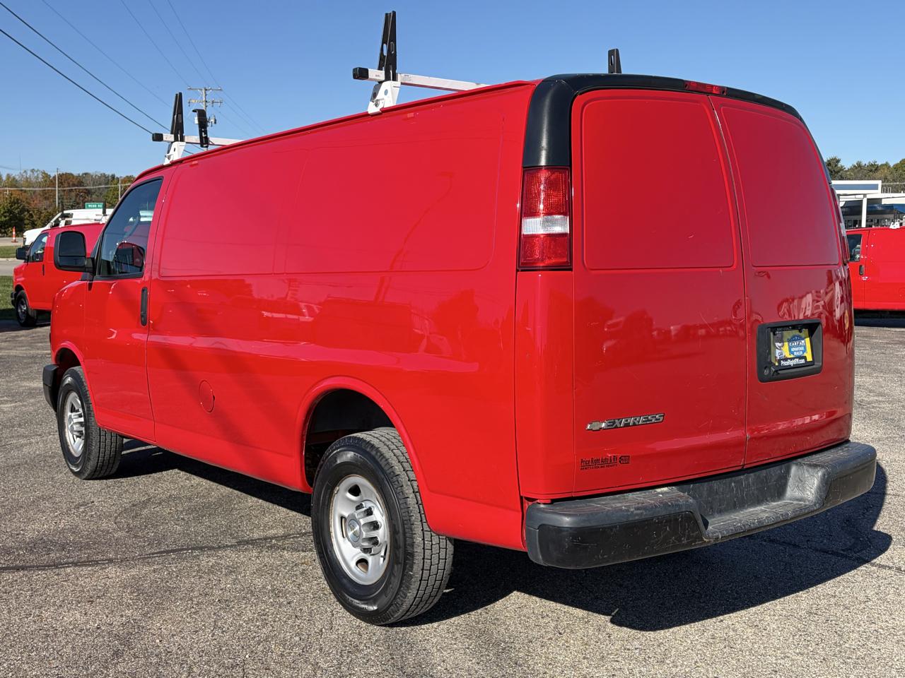 Chevrolet Express Cargo Van RWD 2500 135" 2021