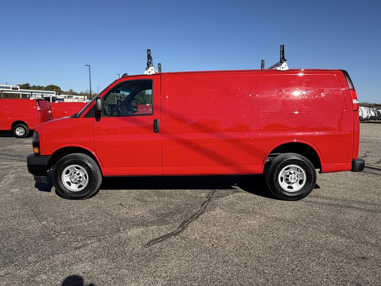 Chevrolet Express Cargo Van RWD 2500 135" 2021