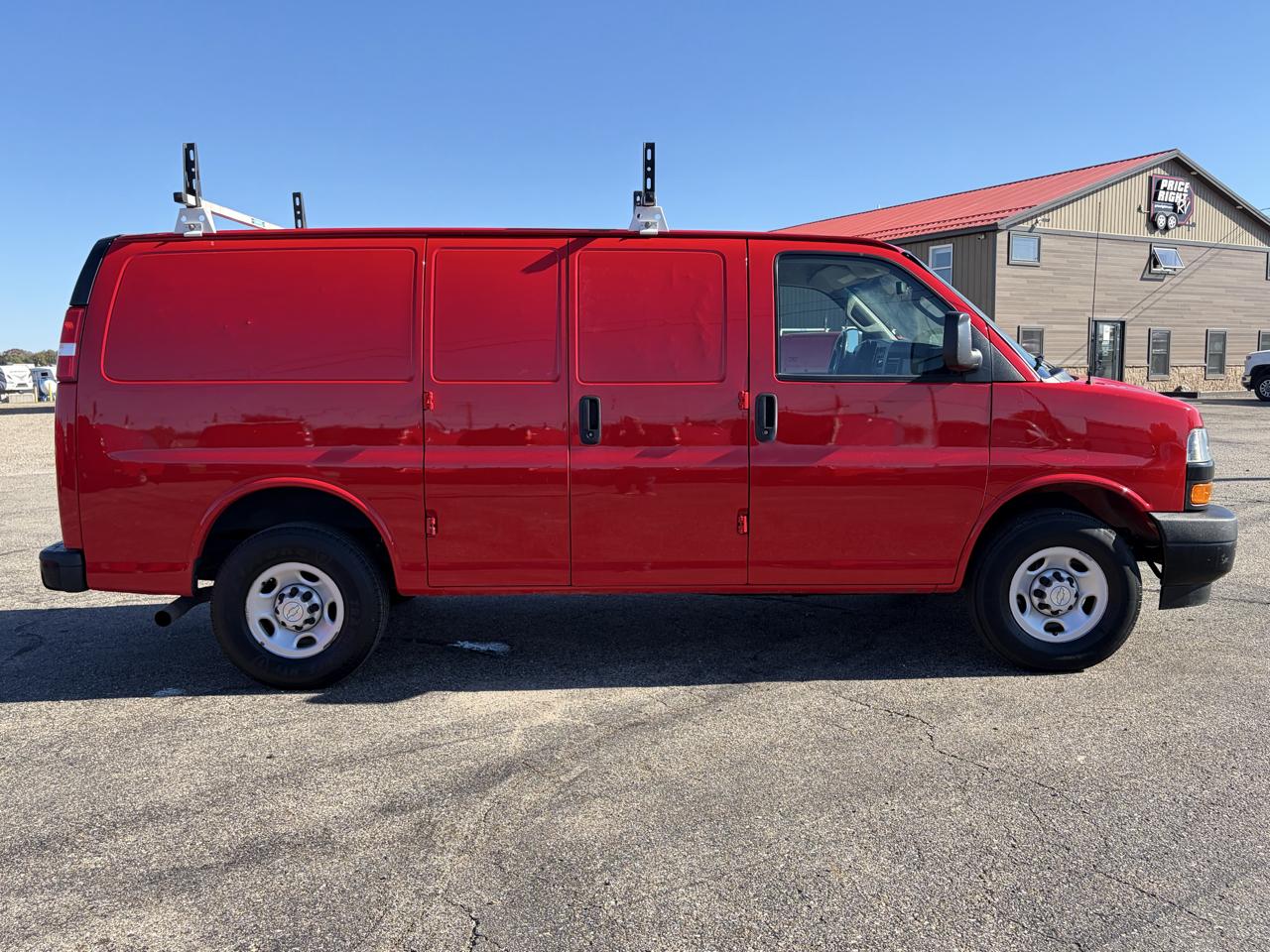 Chevrolet Express Cargo Van RWD 2500 135" 2021
