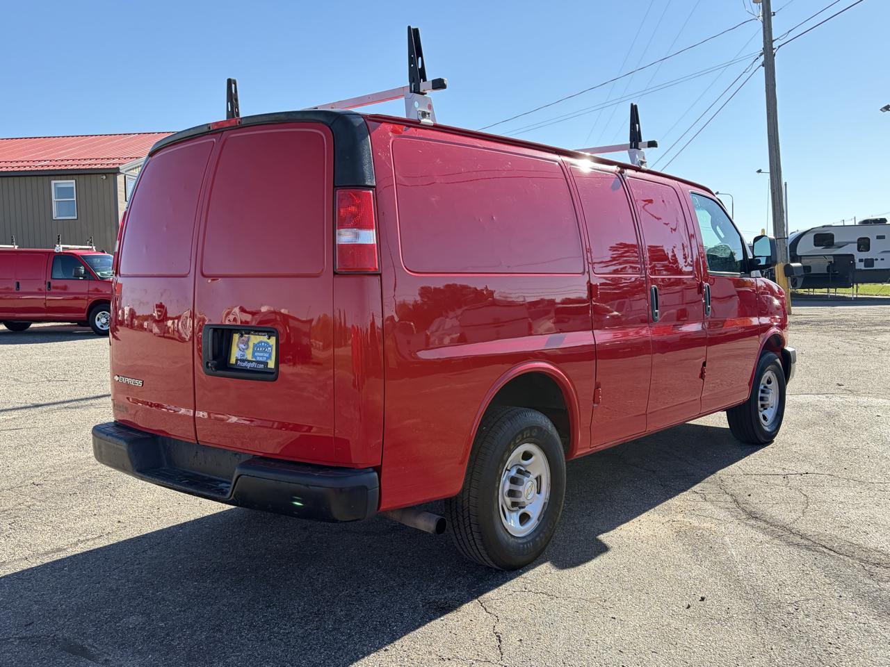 Chevrolet Express Cargo Van RWD 2500 135" 2021