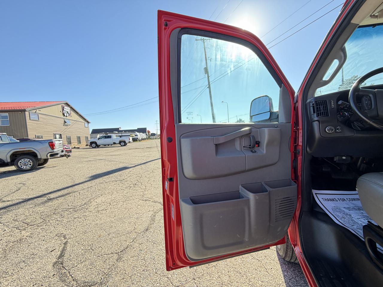 Chevrolet Express Cargo Van RWD 2500 135" 2021