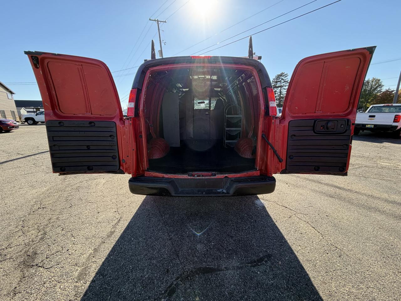 Chevrolet Express Cargo Van RWD 2500 135" 2021