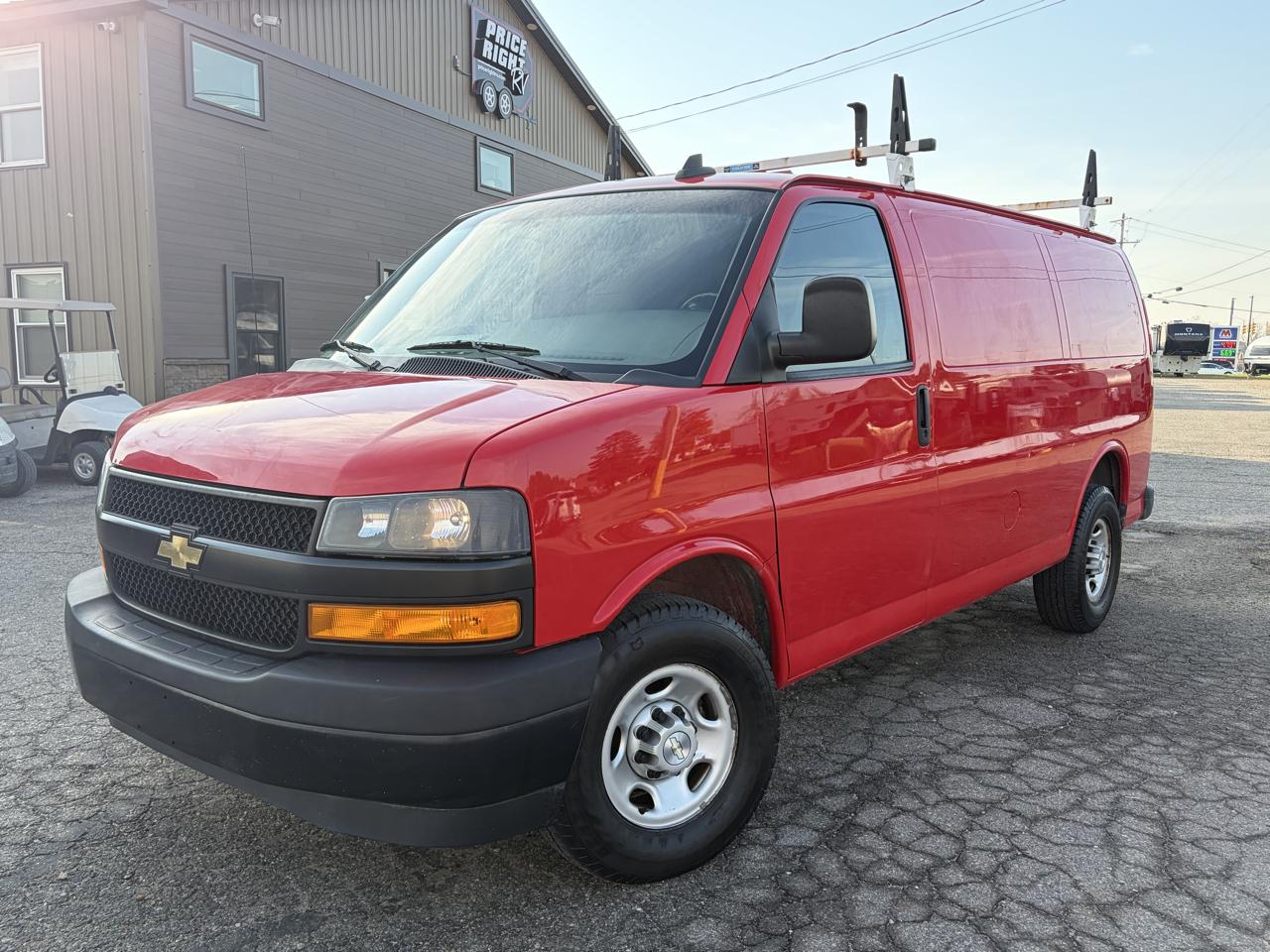 Chevrolet Express Cargo Van RWD 2500 135" 2021
