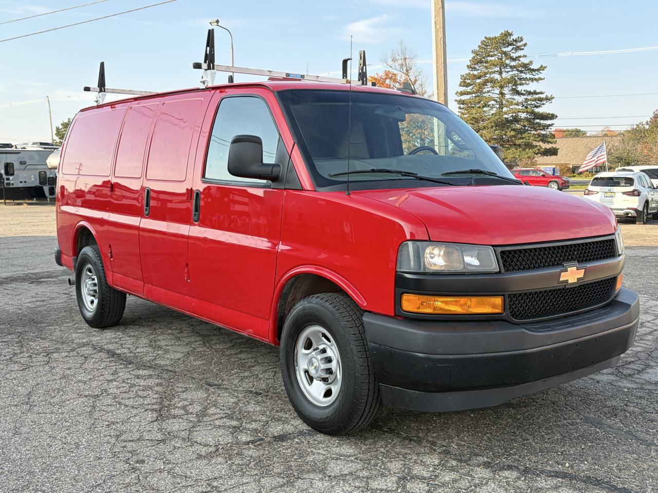 Chevrolet Express Cargo Van RWD 2500 135" 2021