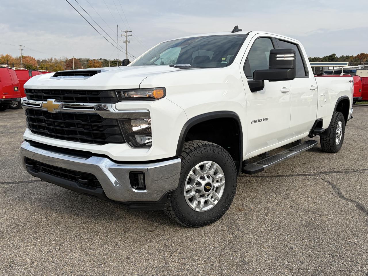 Chevrolet Silverado 2500HD 4WD Crew Cab 172" LT 2025