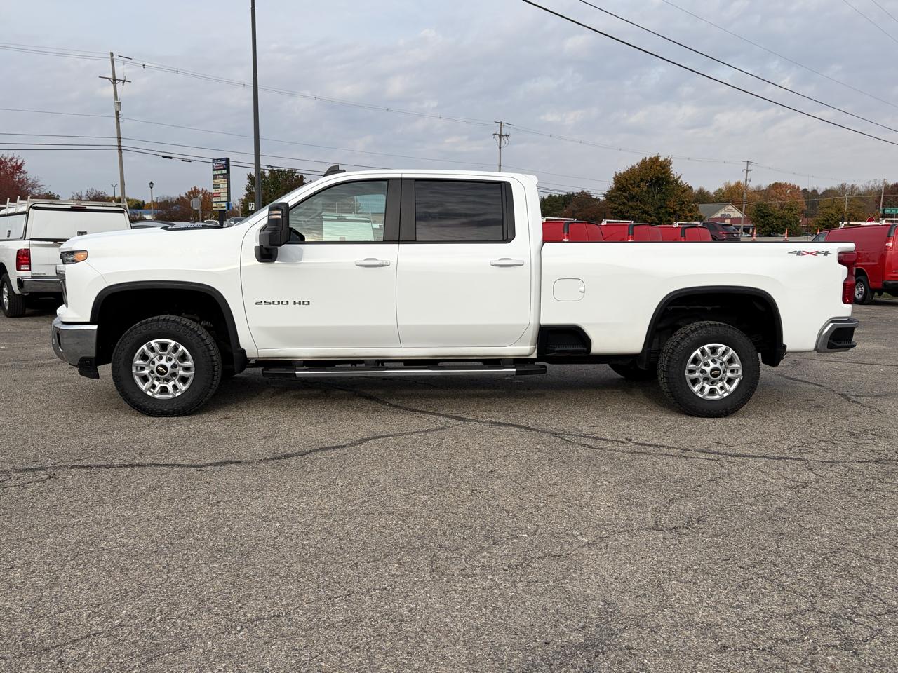 Chevrolet Silverado 2500HD 4WD Crew Cab 172" LT 2025