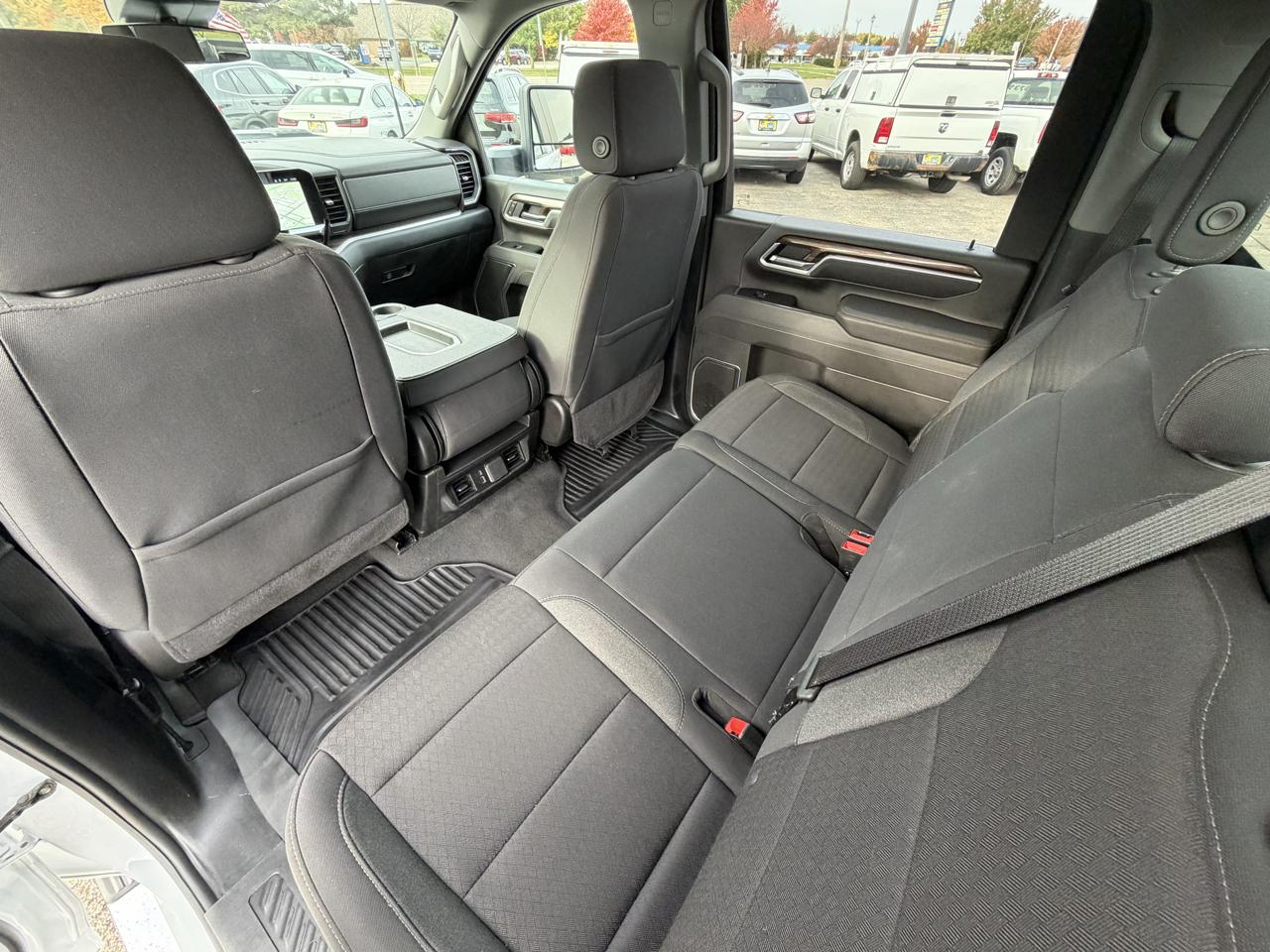Chevrolet Silverado 2500HD 4WD Crew Cab 172" LT 2025