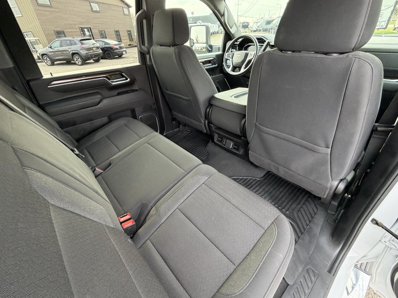 Chevrolet Silverado 2500HD 4WD Crew Cab 172" LT 2025